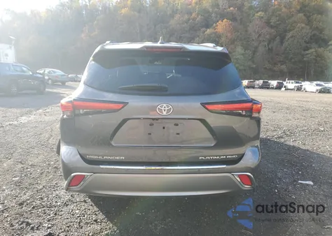 2021 Toyota Highlander Platinum z USA, uszkodzony, nr VIN 5TDFZRBH0MS148837